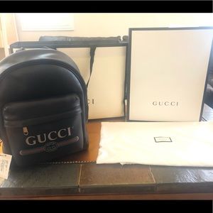 Black Leather with GUCCI Vintage Logo